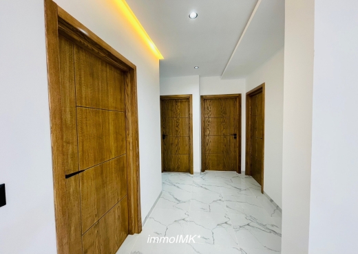 À vendre appartement S+3 à kélibia